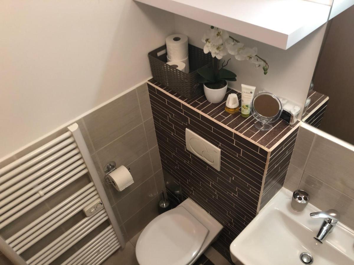 Luxury Central Studio Under The Castle Apartment Ljubljana Ngoại thất bức ảnh